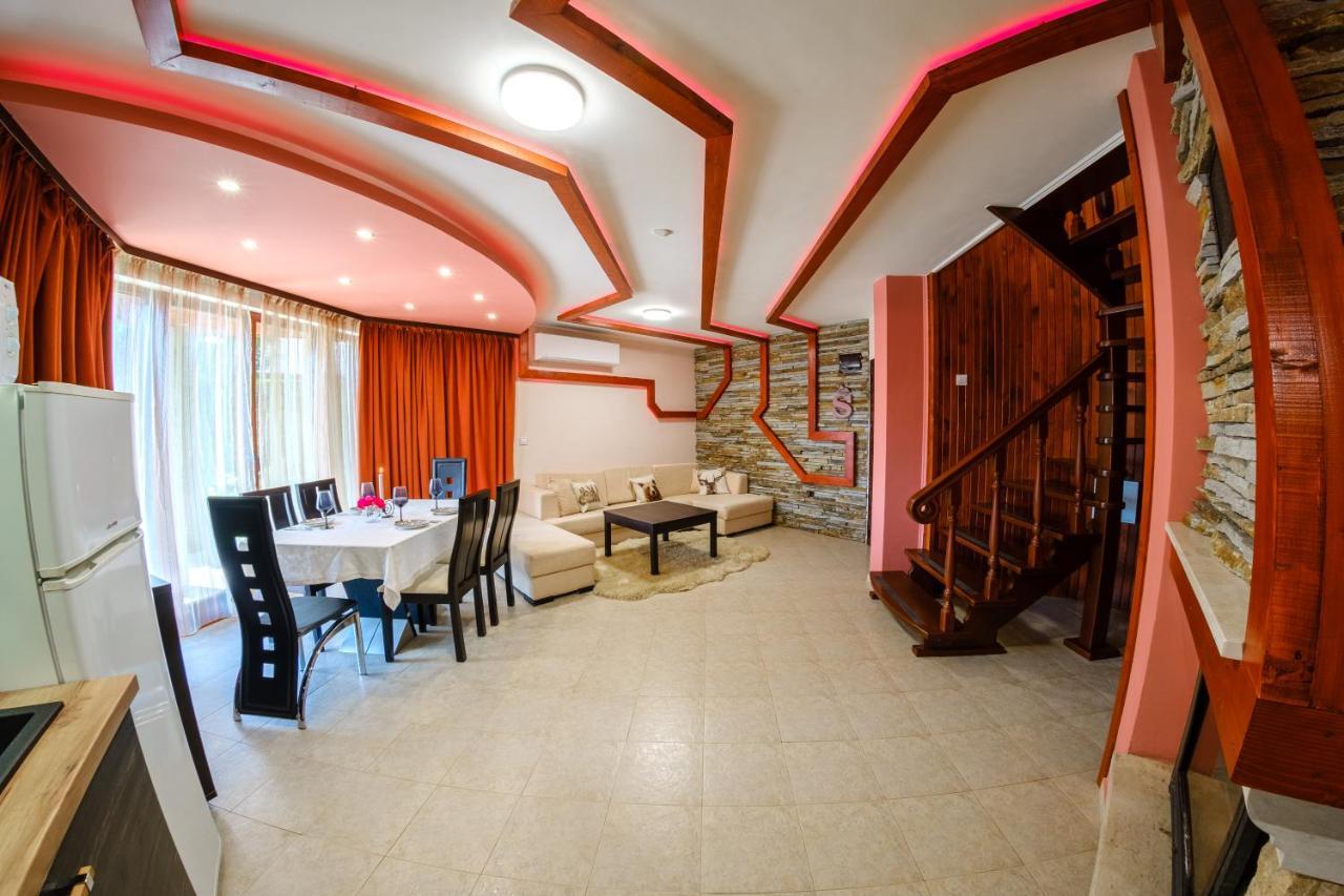 Pamporovo Cottage Savov エクステリア 写真
